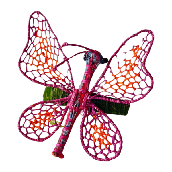 Mariposa pequeña lila con anaranjado
