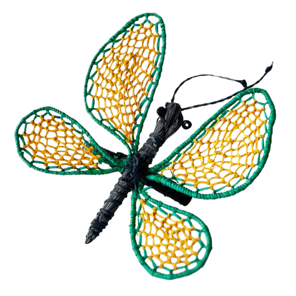 Mariposa grande verde oscuro con mostaza