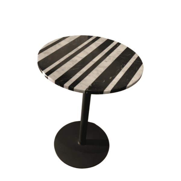Mesa auxiliar redonda de mármol blanco y negro