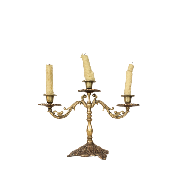 Candelabro de bronce dorado