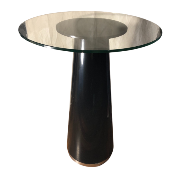 Mesa  auxiliar de base Cónica Negra y tapa de  Vidrio