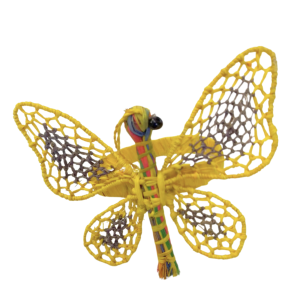 Mariposa amarilla con detalle plomo en las alas
